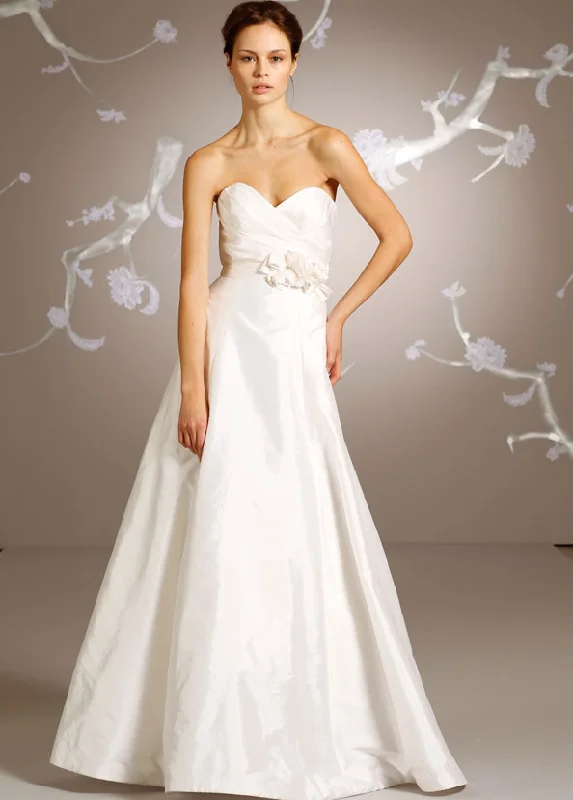 Hurry In Hayley Paige 1103
