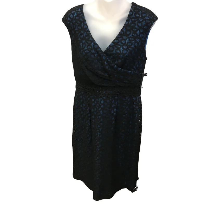 Best Bargains Dress Short Sleeveless By Marina  Size: 8