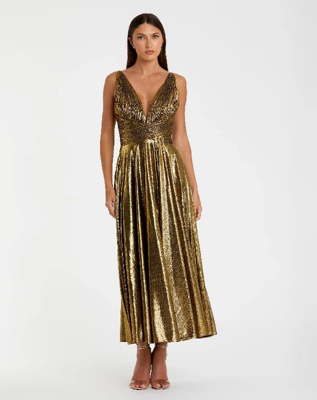 Price Rollback Gold Sleeveless V Neck Pleated Top Metallic Dress