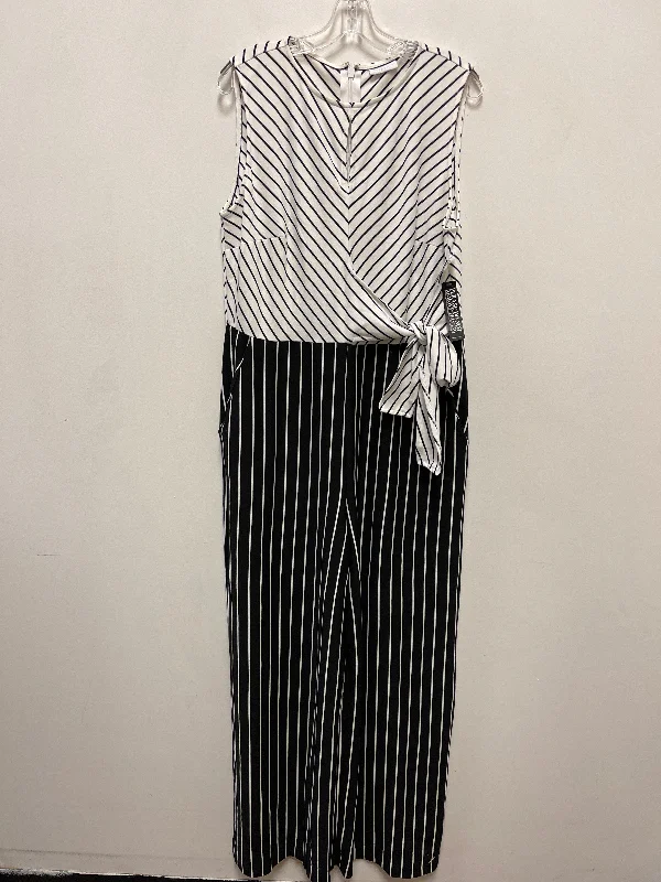 Final Markdown Jumpsuit By New York And Co In Black & White, Size: Xl