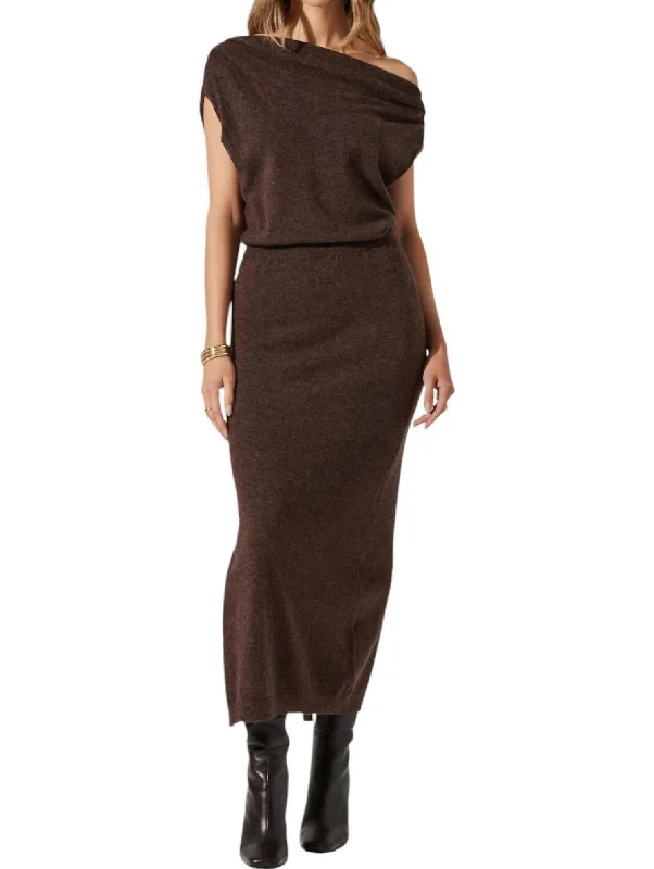 Members Only Val Sweater Dress In Espresso