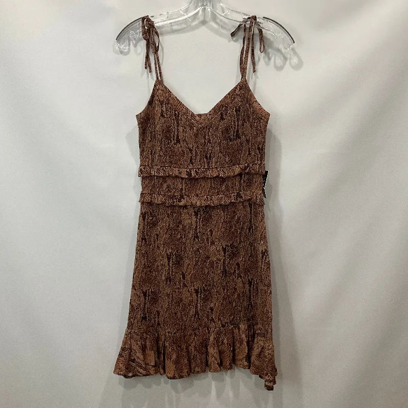 Exclusive Offers Dress Casual Short By Express  Size: S
