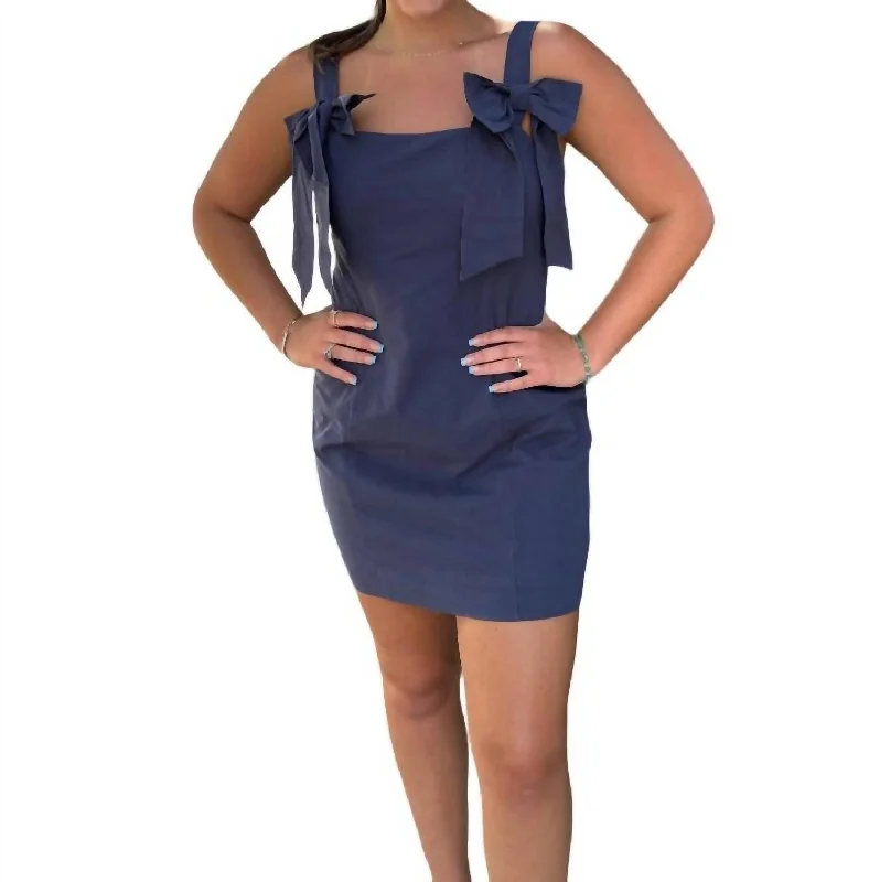 Deal Zone Bow Dress In Navy