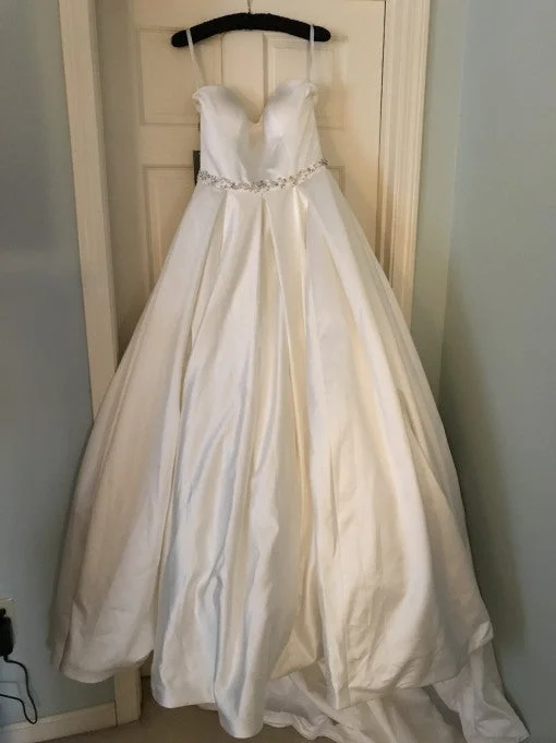 Today Only Other Amelia Sposa/ Melissa
