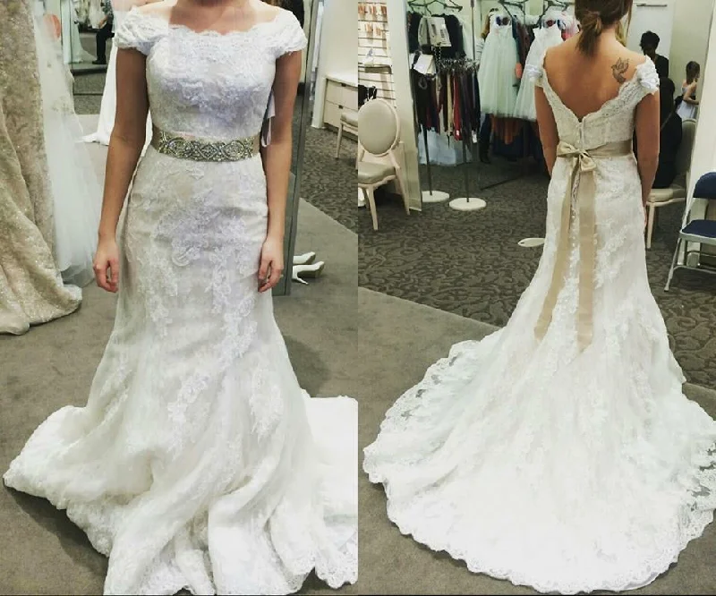 YEAR-End Sale David's Bridal Trumpet gown