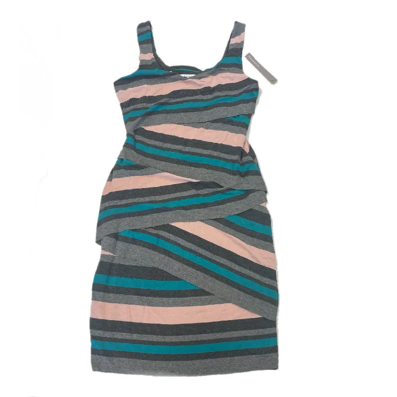 Blowout Deals Dress Casual Short By Bailey 44  Size: S