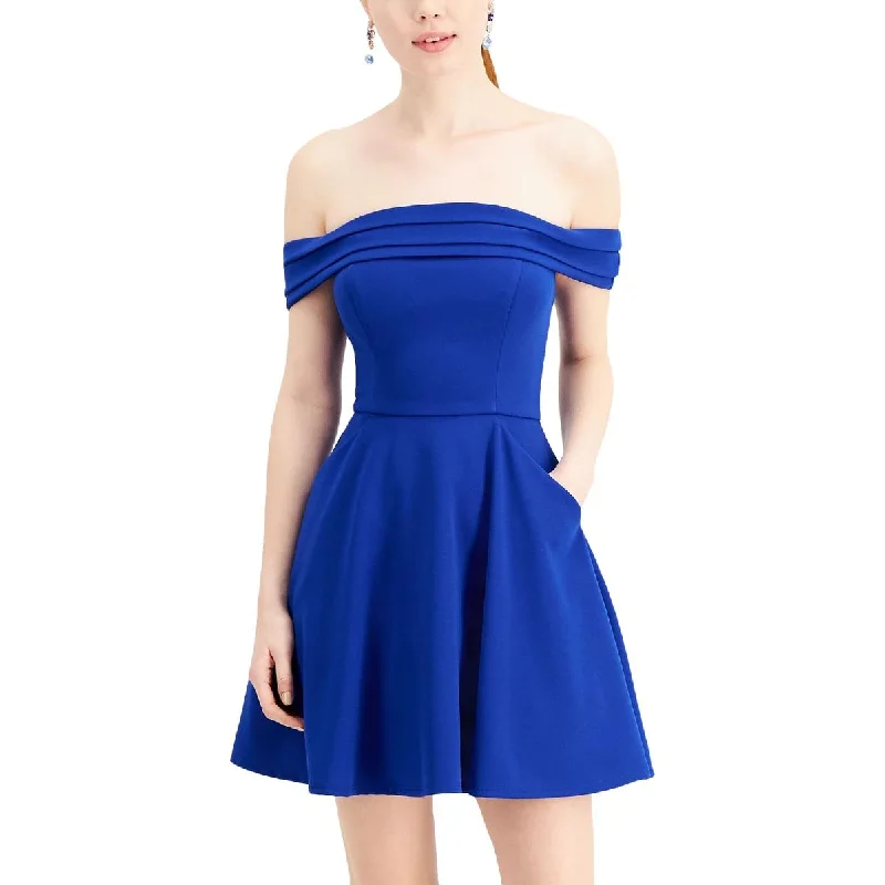 Special Savings Juniors Womens Off-The-Shoulder Pleated Cocktail and Party Dress