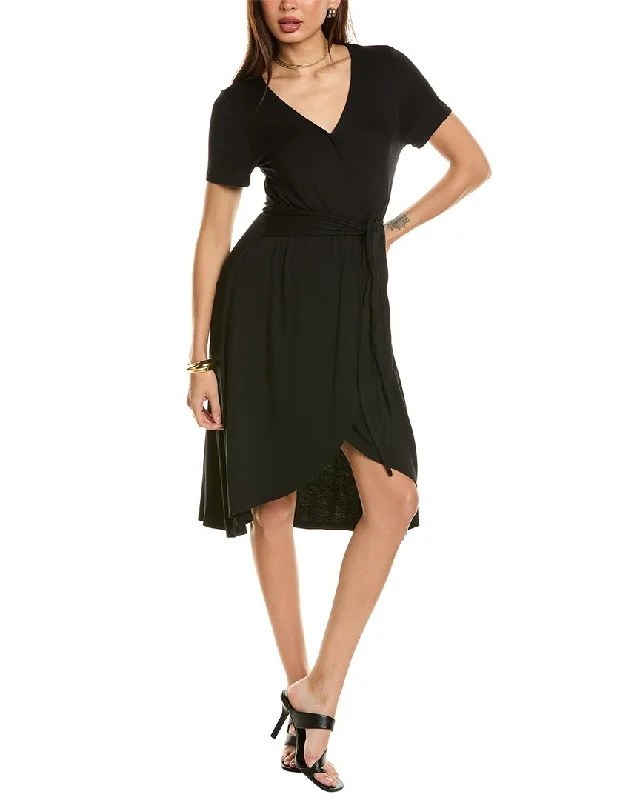 Deep Discounts Bobeau Rowan Midi Dress