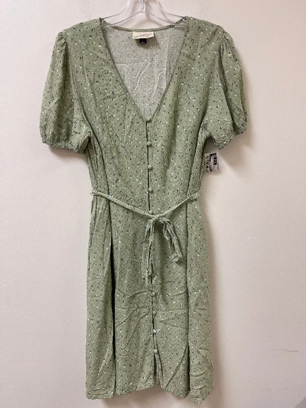 Don’t Miss Out Dress Casual Midi By Universal Thread In Green, Size: M