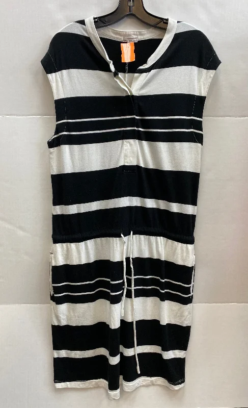 Special Price Dress Casual Midi By Gap  Size: L