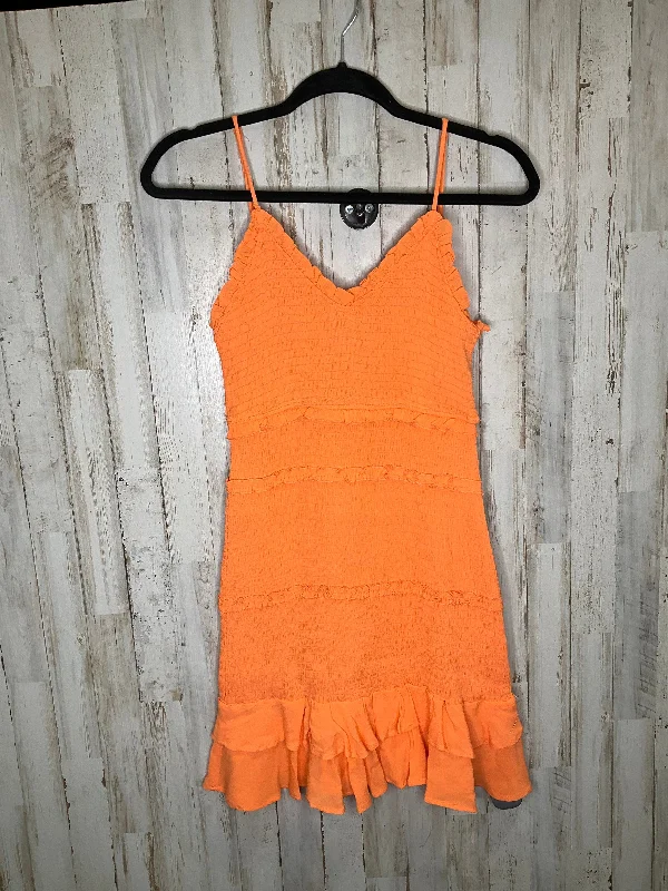 Deal Mania Dress Casual Short By Olivaceous  Size: M