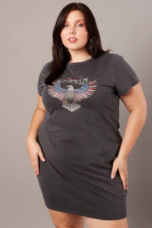 Stock Up and Save Grey Graphic Dress Short Sleeve Crew Neck