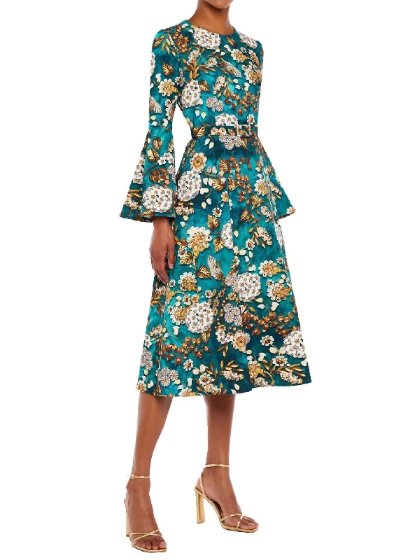 Take Advantage Willow Aop Crepe Midi Dress In Teal