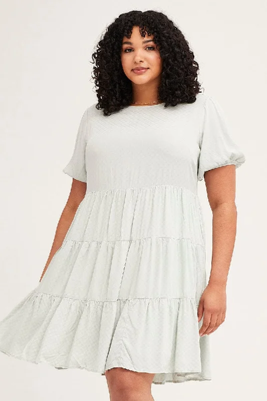 Exclusive Preview Green Short Sleeve Textured Tiered Smock Dress