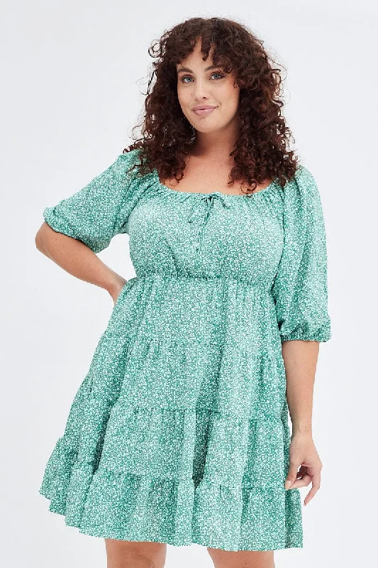 While Supplies Last Green Ditsy Scoop Tiered Dress 3/4 Sleeve Gather Bust