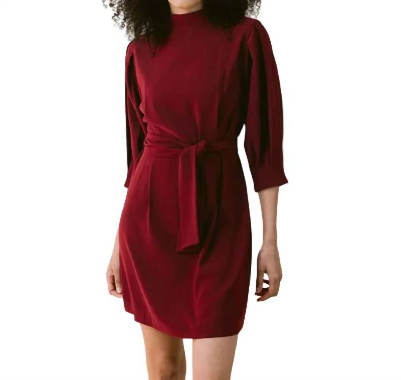 Take Advantage Chloe Mini Dress In Cranbeerry