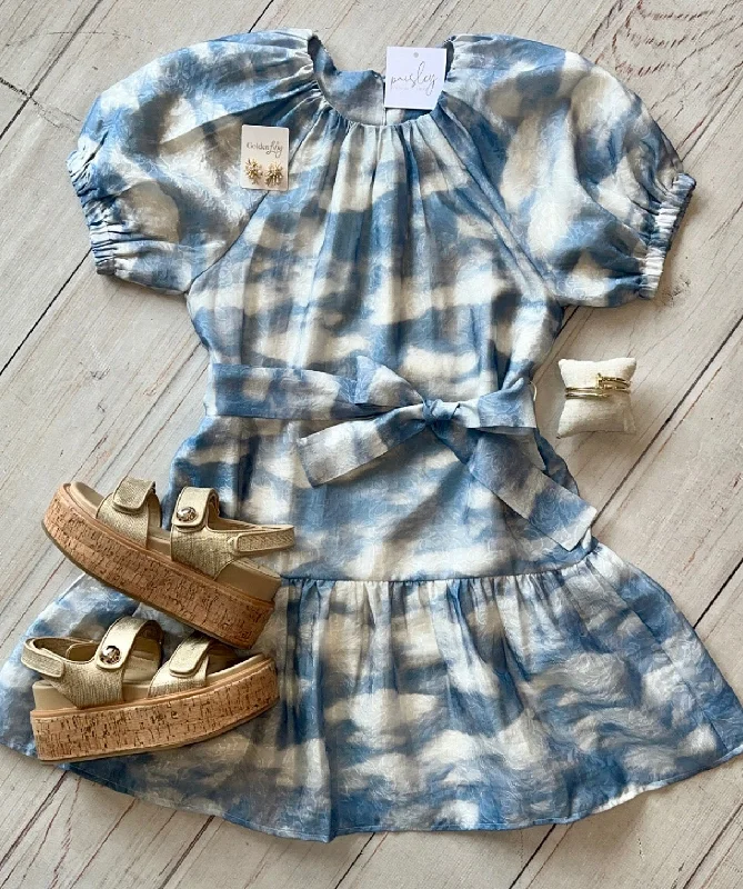 Extra Discounts Clouds Ruched Round Neck Dress