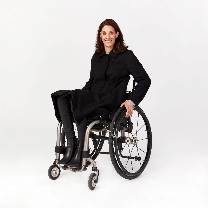 Time-Limited Offer Seated Coat Magnetic Closure