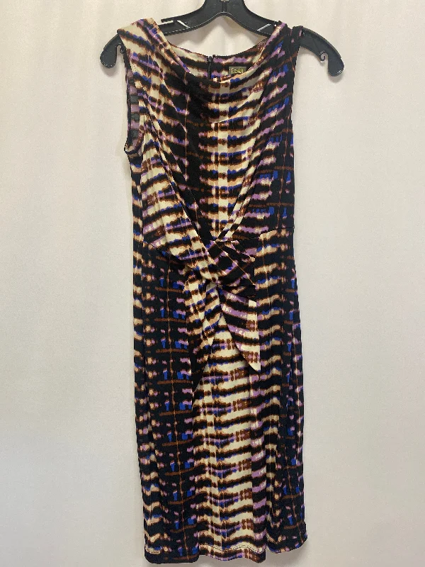 Weekend Deal Dress Casual Midi By Taylor  Size: Xs