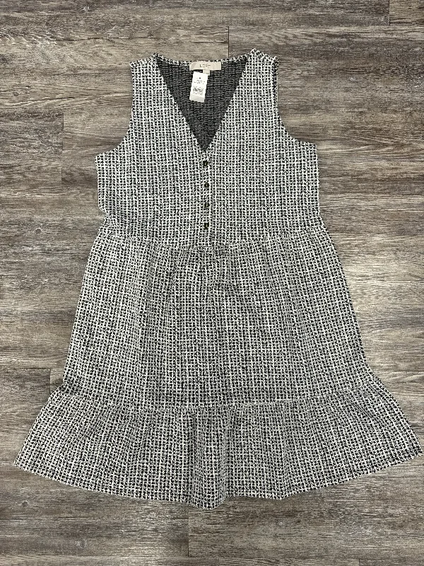 Discount Deals Dress Casual Short By Loft In White, Size: S