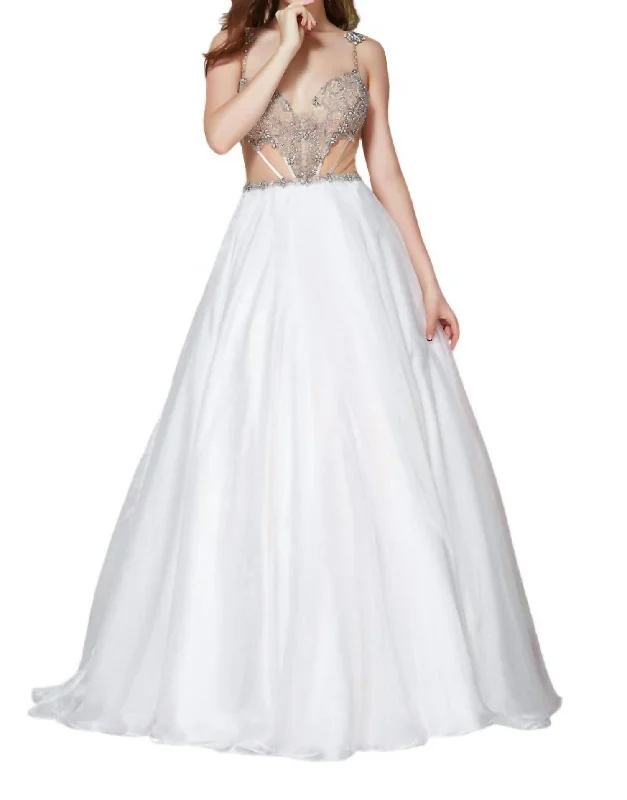 Special Discount Corset Prom Dress In Ivory