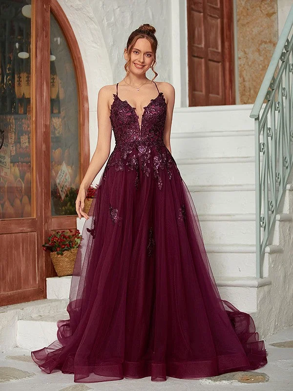 Best Seller A-Line/Princess Tulle Applique V-neck Sleeveless Court Train Dresses