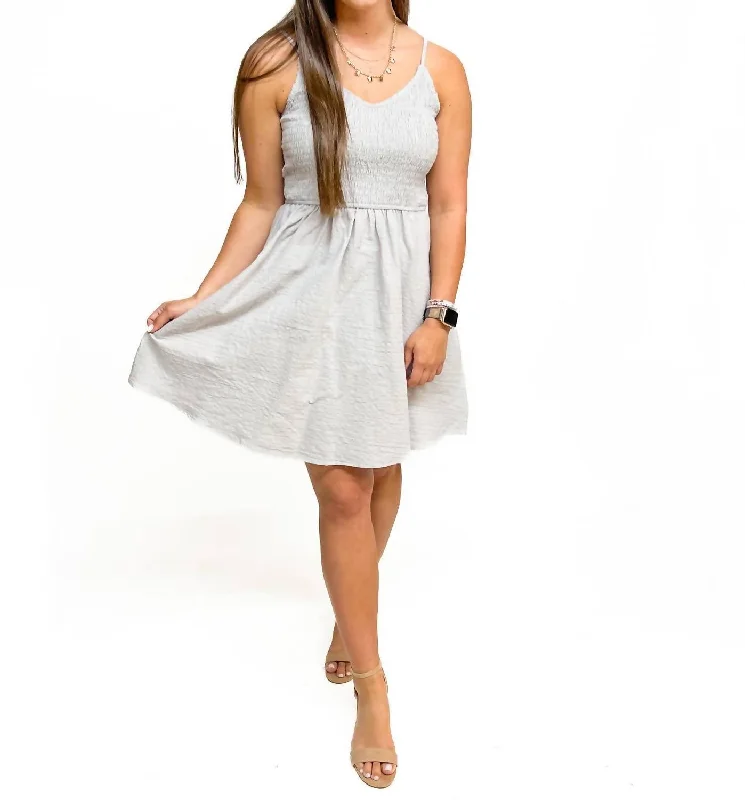Price Slash Love Like Me Dress In Taupe