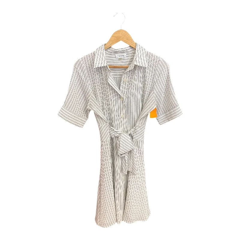 Online Only Dress Casual Short By Calvin Klein In Striped Pattern, Size: S