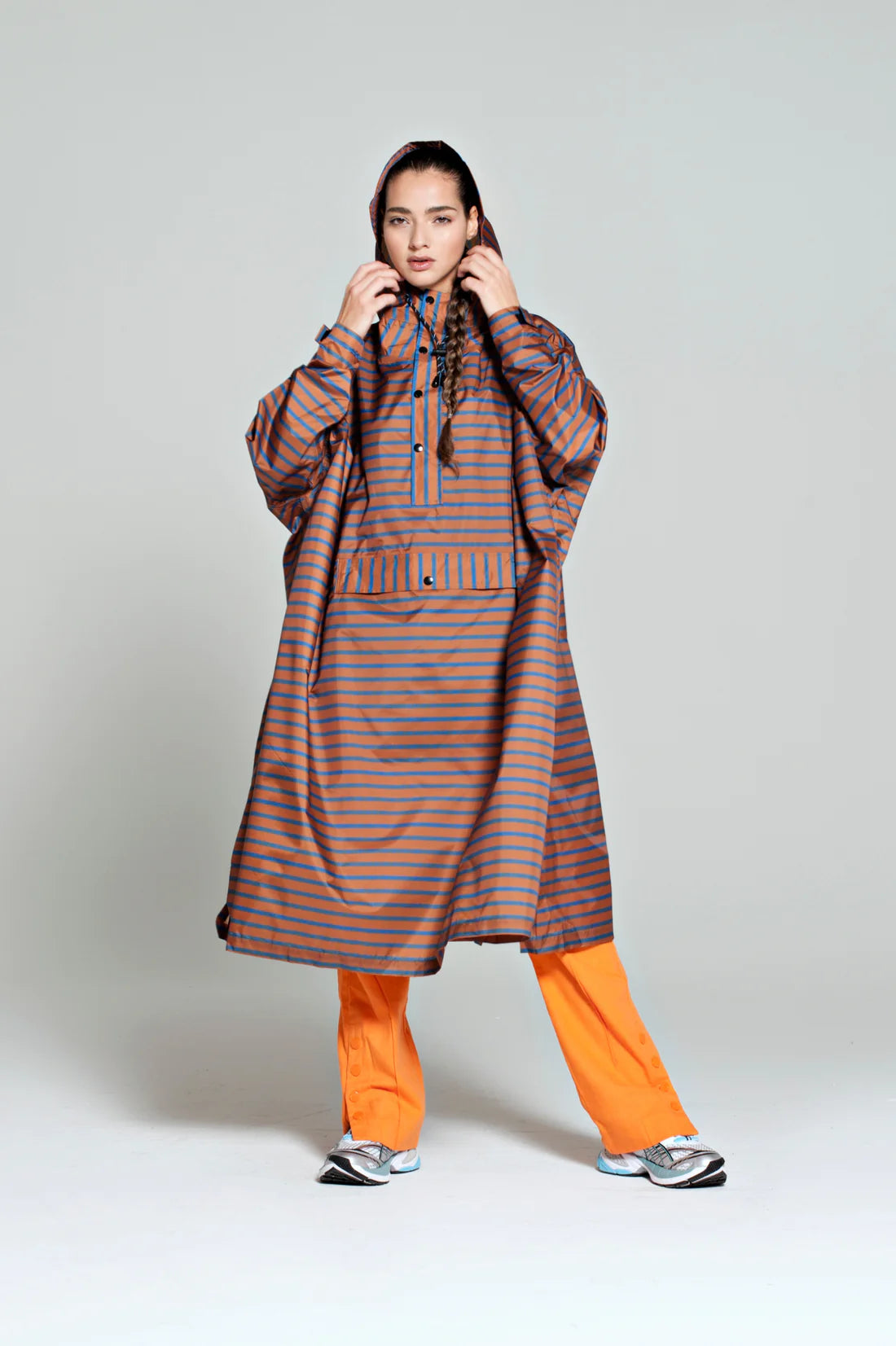 Special Buy Breton Brown Blue Rain Poncho