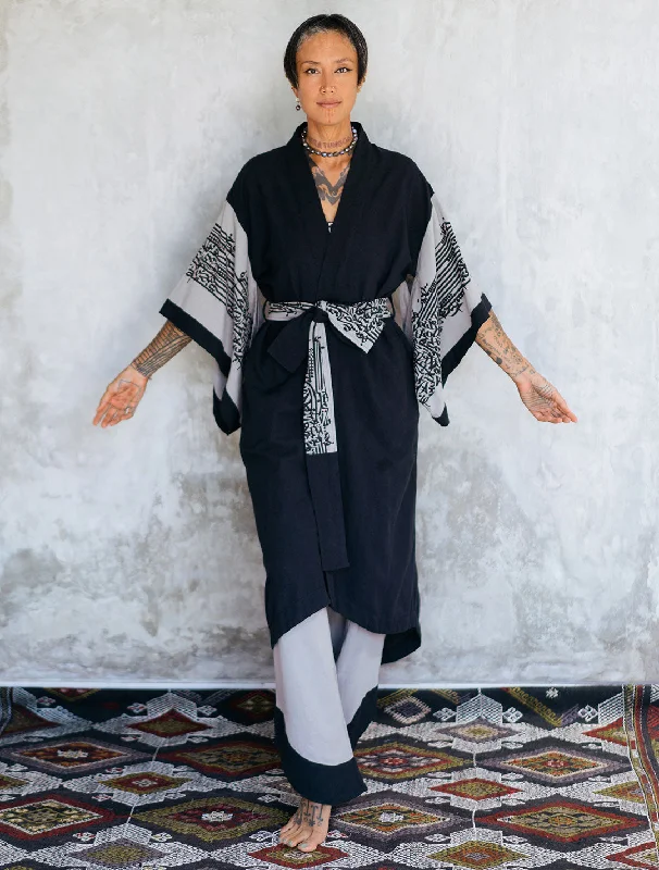 Can't Miss Kimono Robe by Shokraneh